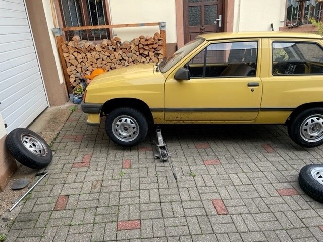Reifenwechsel 1.jpg