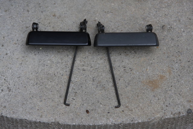 cors402.JPG (488.71 KiB) 51276 mal betrachtet Griffe in neuem Schwarz